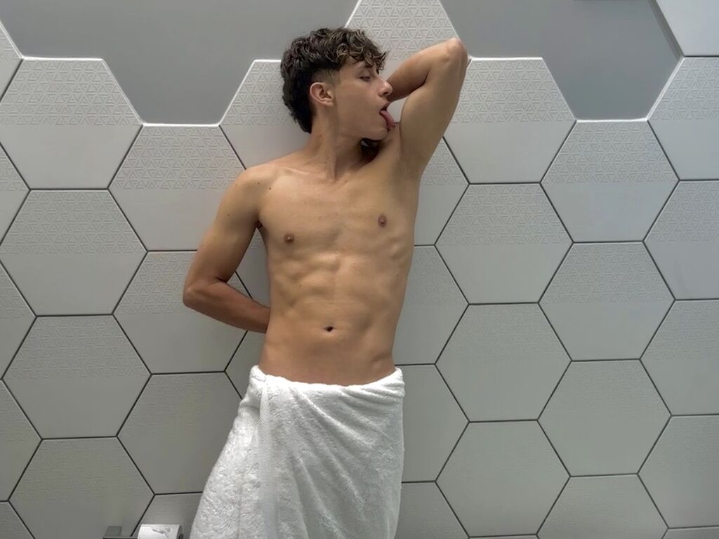 JoseloEvan Porn Vip Show