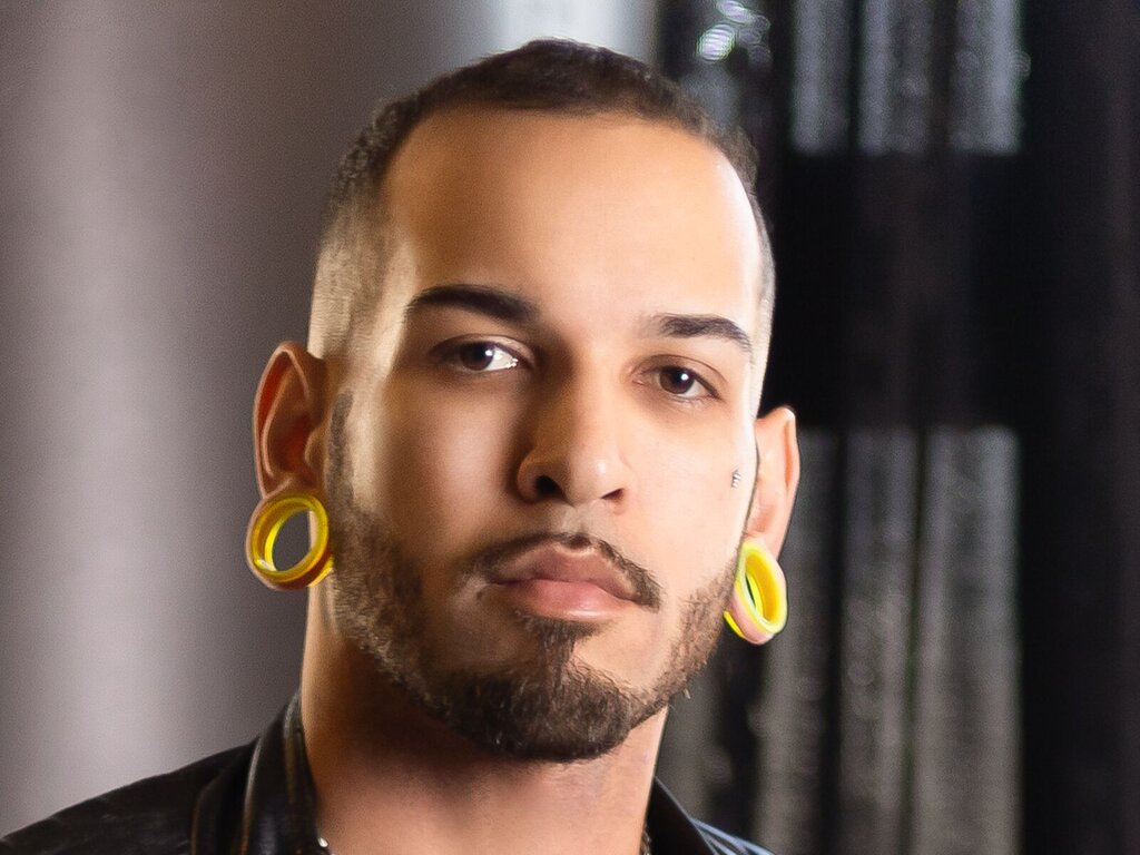 LucasGarciaz Porn Vip Show