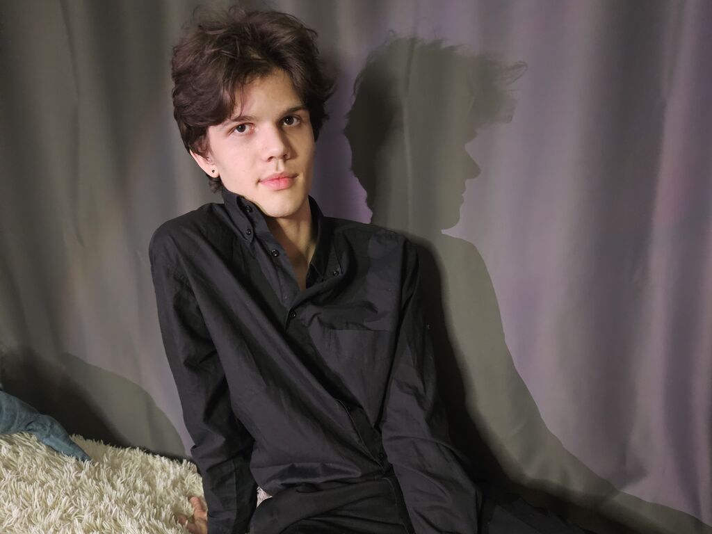 LuciusMorris Porn Vip Show