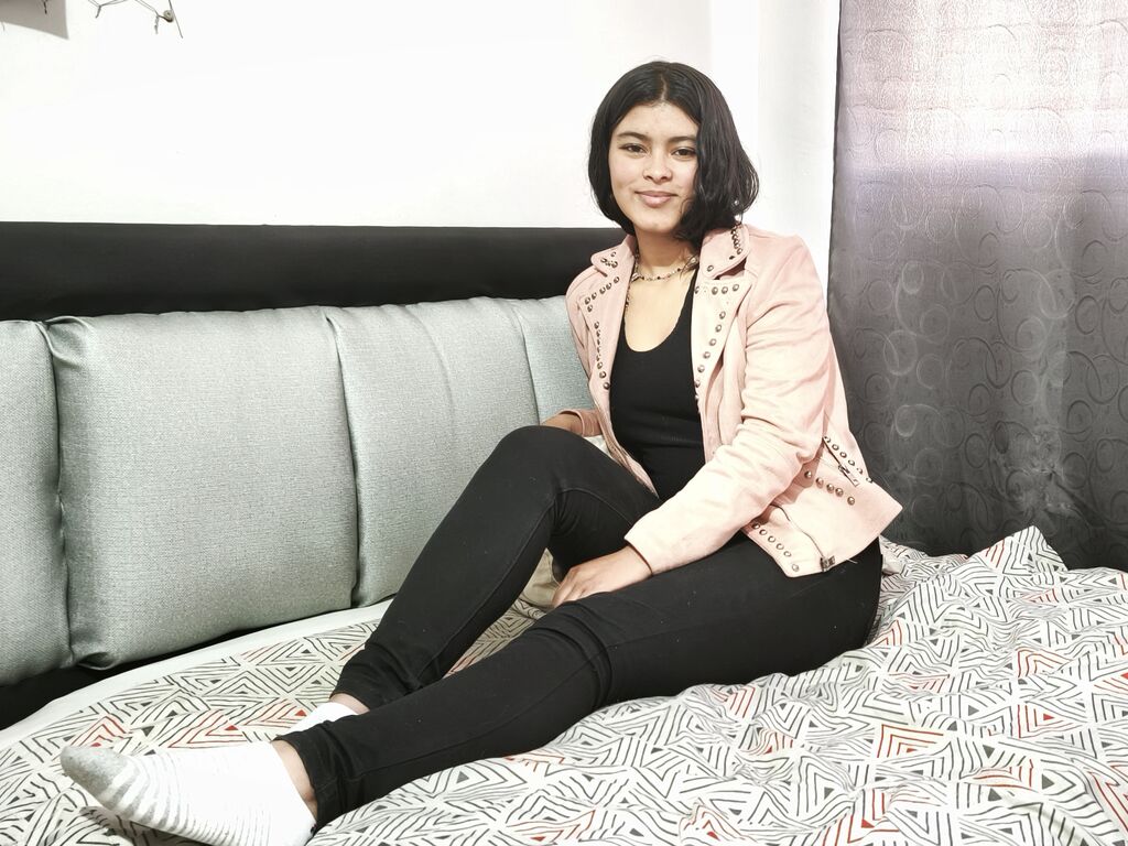 CharloteInnocent Porn Vip Show