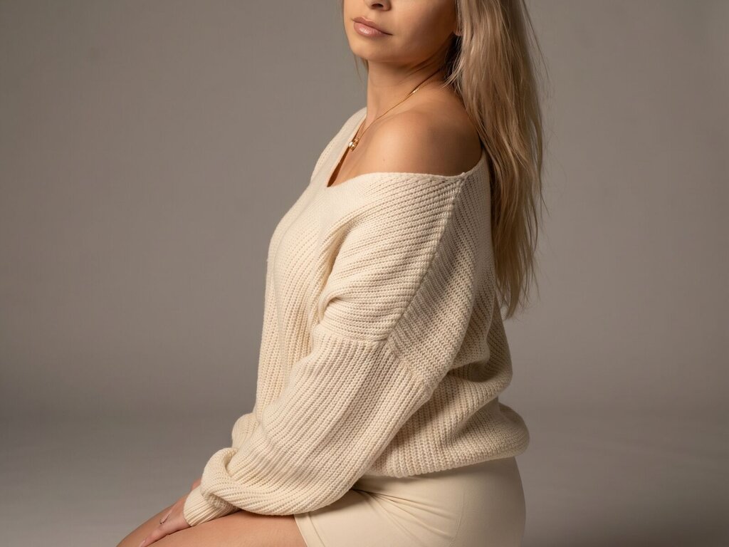 EmmaRobertson Porn Vip Show