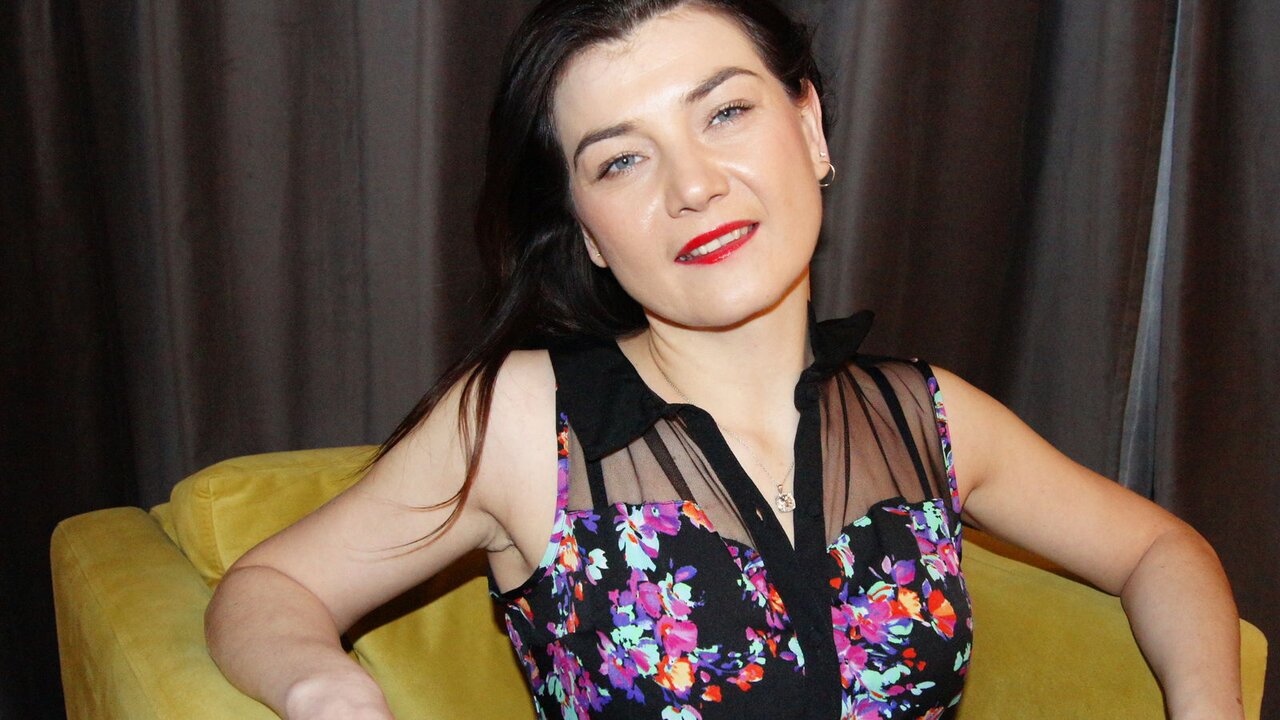 saraElixir Porn Vip Show