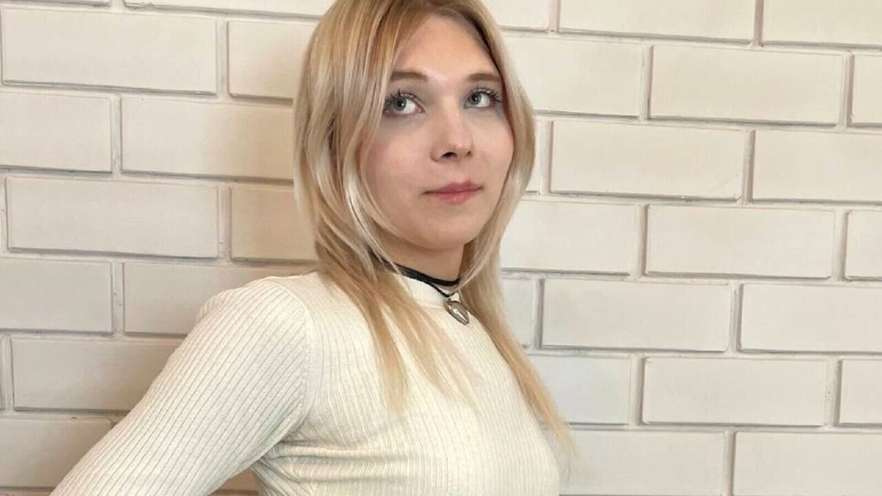 FinnaHall Porn Vip Show